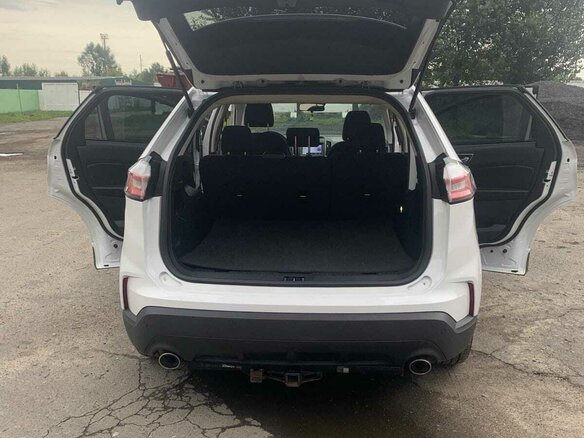 2019 Ford Edge II Рестайлинг, белый, 1810000 рублей - вид 9