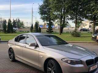 2012 BMW 5 серии 520i VI (F10/F11/F07), бежевый, 1700000 рублей, вид 4