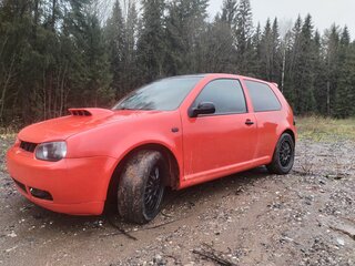 1999 Volkswagen Golf IV, красный, 450000 рублей, вид 1