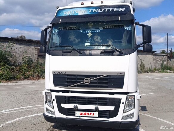 2003 Volvo FH, белый, 3300000 рублей