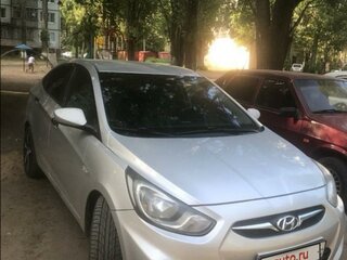 2011 Hyundai Solaris I, серебристый, 620000 рублей, вид 1