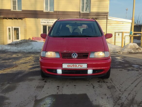 1997 Volkswagen Sharan I, красный, 500000 рублей