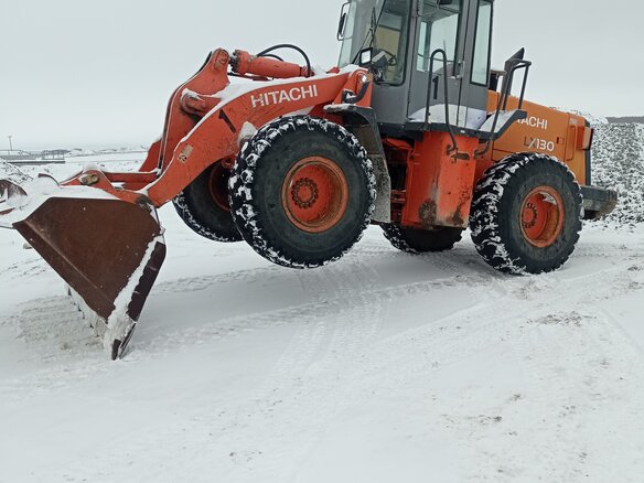 2005 Hitachi LX130, оранжевый, 3200000 рублей - вид 5