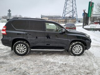 2015 Toyota Land Cruiser Prado 150 Series Рестайлинг 1, чёрный, 4400000 рублей, вид 4