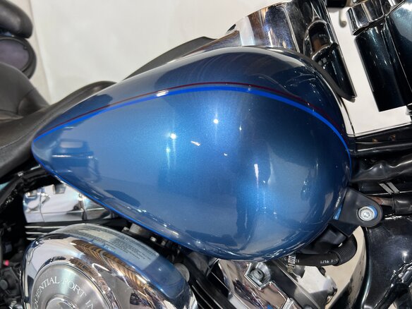 2005 Harley-Davidson Electra Glide, синий, 510000 рублей - вид 15