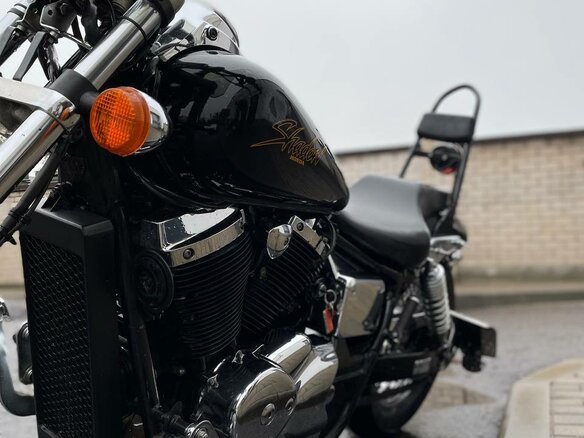 2001 Honda Shadow 750, чёрный, 342874 рублей - вид 8