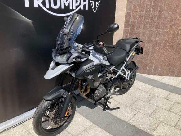 2025 Triumph Tiger 1200, серебристый, 2340000 рублей - вид 2