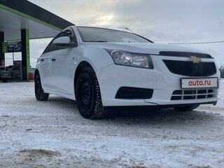 2011 Chevrolet Cruze I, белый, 950000 рублей, вид 3