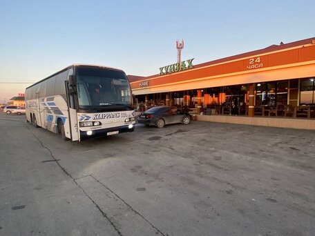 1989 Volvo B10 Series, белый, 2000000 рублей, вид 1