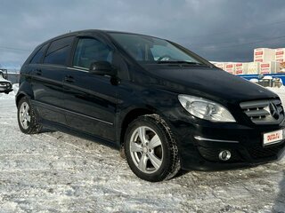 2010 Mercedes-Benz B-Класс 180 I (W245) Рестайлинг, чёрный, 700000 рублей, вид 1