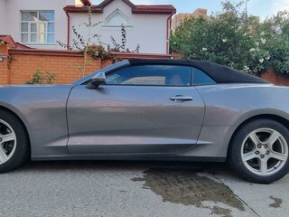 2020 Chevrolet Camaro VI Рестайлинг, серый, 3100000 рублей, вид 3