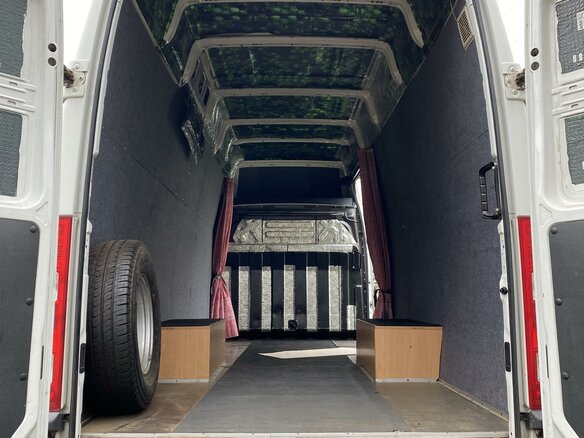 2012 Iveco Daily, белый, 2400000 рублей - вид 11