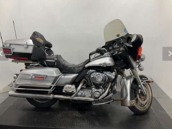 2003 Harley-Davidson Electra Glide, серебристый, 480000 рублей