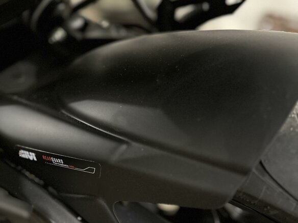 2021 Kawasaki Versys 650, серебристый, 850000 рублей - вид 9