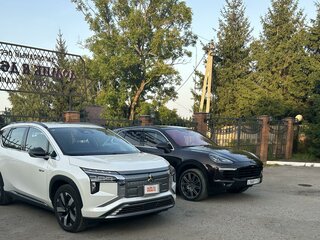 2022 Mitsubishi Airtrek 69.9 kWh II, белый, 1650000 рублей, вид 5