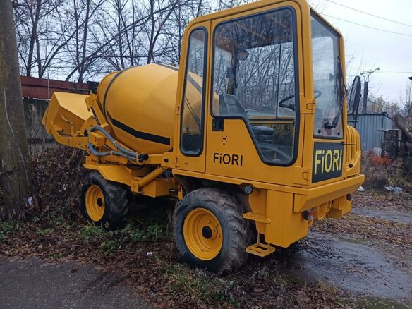 2012 Fiori DB 180, жёлтый, 3800000 рублей - вид 7