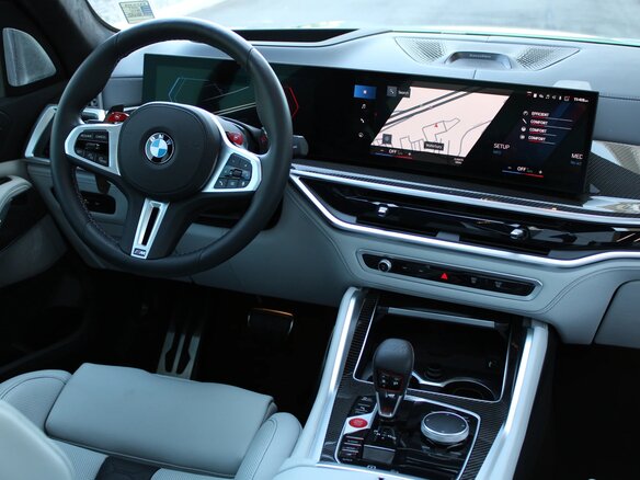 2025 BMW X5 M Competition III (F95) Рестайлинг, зелёный, 19837684 рублей - вид 10