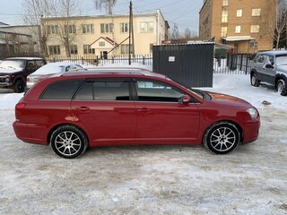 2007 Toyota Avensis II Рестайлинг, красный, 949999 рублей, вид 4