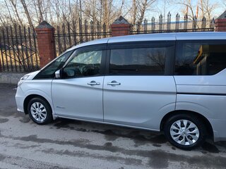 2016 Nissan Serena S-Hybrid V (C27), серый, 1550000 рублей, вид 3