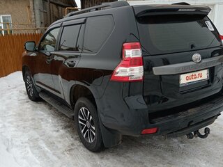 2014 Toyota Land Cruiser Prado 150 Series Рестайлинг 1, чёрный, 4400000 рублей, вид 3
