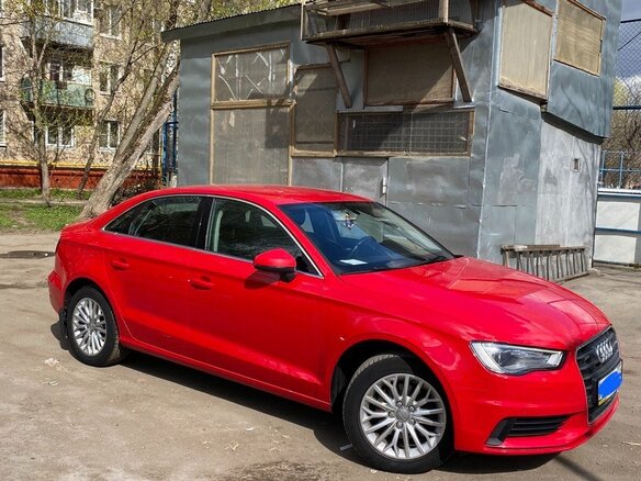 2016 Audi A3 III (8V), красный, 1980000 рублей - вид 4