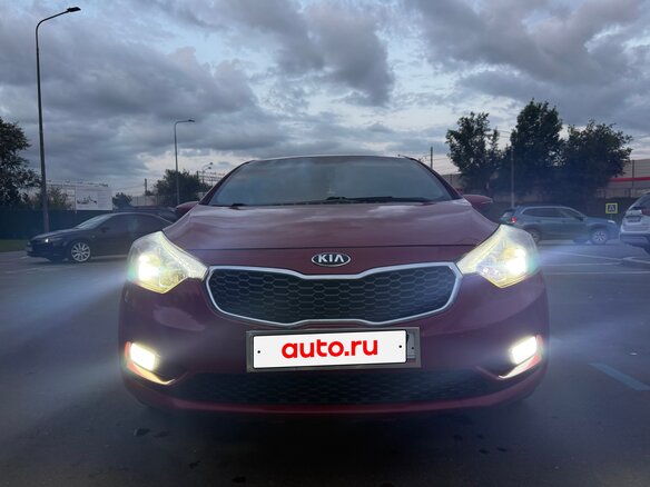 2014 Kia Cerato III, красный - вид 1