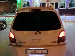 2000 Toyota Corolla Spacio I, белый, 700000 рублей, вид 5