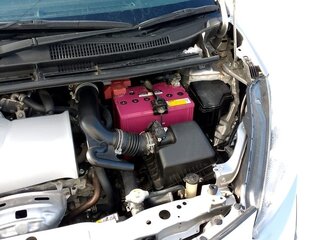 2018 Toyota Sienta II Рестайлинг, серебристый, 1490000 рублей, вид 5