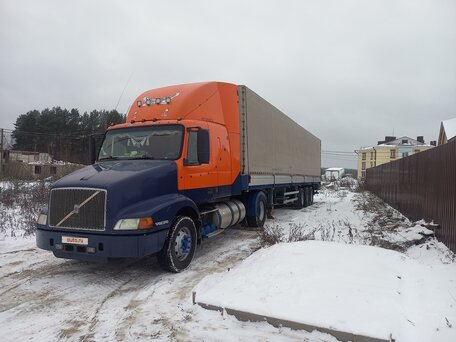 2002 Volvo VN, оранжевый, 1700000 рублей, вид 5