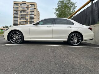2021 Mercedes-Benz E-Класс 200 V (W213, S213, C238) Рестайлинг, белый, 5150000 рублей, вид 4
