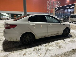 2012 Kia Rio III, белый, 600000 рублей, вид 5