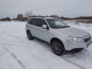 2010 Subaru Forester III, серебристый, 1310000 рублей, вид 2