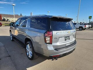 2024 Chevrolet Suburban XII, серебристый, 18405370 рублей, вид 5