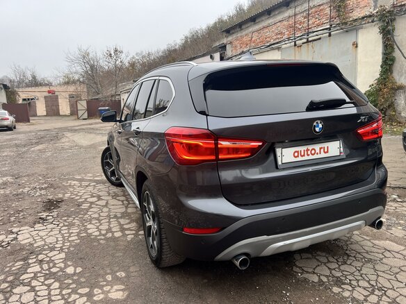 2016 BMW X1 28i xDrive II (F48), серый, 2600000 рублей - вид 1