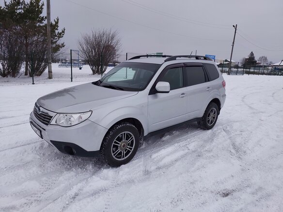 2010 Subaru Forester III, серебристый, 1310000 рублей
