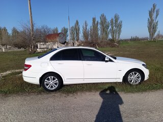 2007 Mercedes-Benz C-Класс 180 Kompressor III (W204), белый, 1200000 рублей, вид 4