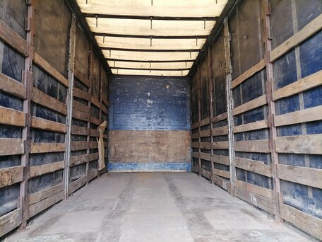 1999 Mercedes-Benz Actros, белый, 3200000 рублей, вид 2