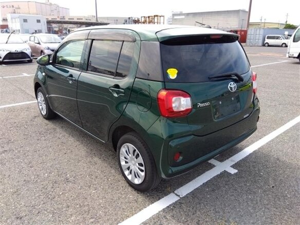 2020 Toyota Passo III Рестайлинг, зелёный, 950000 рублей - вид 2