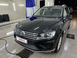 2015 Volkswagen Touareg II Рестайлинг, чёрный, 2650000 рублей, вид 3