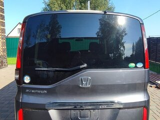 2017 Honda Stepwgn V, серый, 1950000 рублей, вид 2