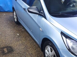 2011 Hyundai Solaris I, голубой, 1100000 рублей, вид 4