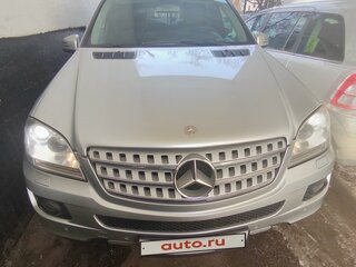 2005 Mercedes-Benz M-Класс 350 II (W164), серый, 1400000 рублей, вид 2