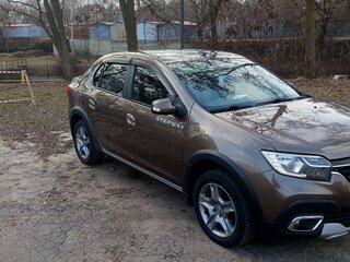 2019 Renault Logan Stepway II Рестайлинг, коричневый, 780000 рублей, вид 3