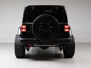 2021 Jeep Wrangler IV (JL), чёрный, 8250000 рублей, вид 3