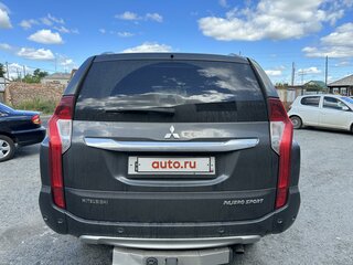 2020 Mitsubishi Pajero Sport III, серый, 4000000 рублей, вид 2