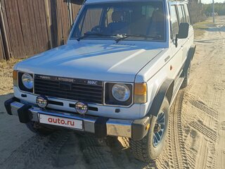 1987 Mitsubishi Pajero I, белый, 550000 рублей, вид 2