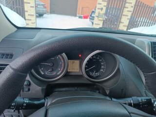 2010 Toyota Land Cruiser Prado 150 Series, бежевый, 2950000 рублей, вид 2