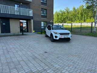 2015 Land Rover Discovery Sport I, белый, 2350000 рублей, вид 1