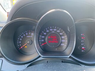 2014 Kia Rio 5-speed III, чёрный, 1250000 рублей, вид 3