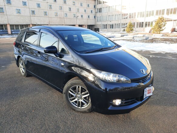 2010 Toyota Wish II, чёрный, 1560000 рублей - вид 2
